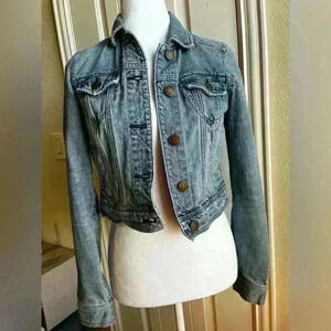American Eagle Y2K cropped jean jacket